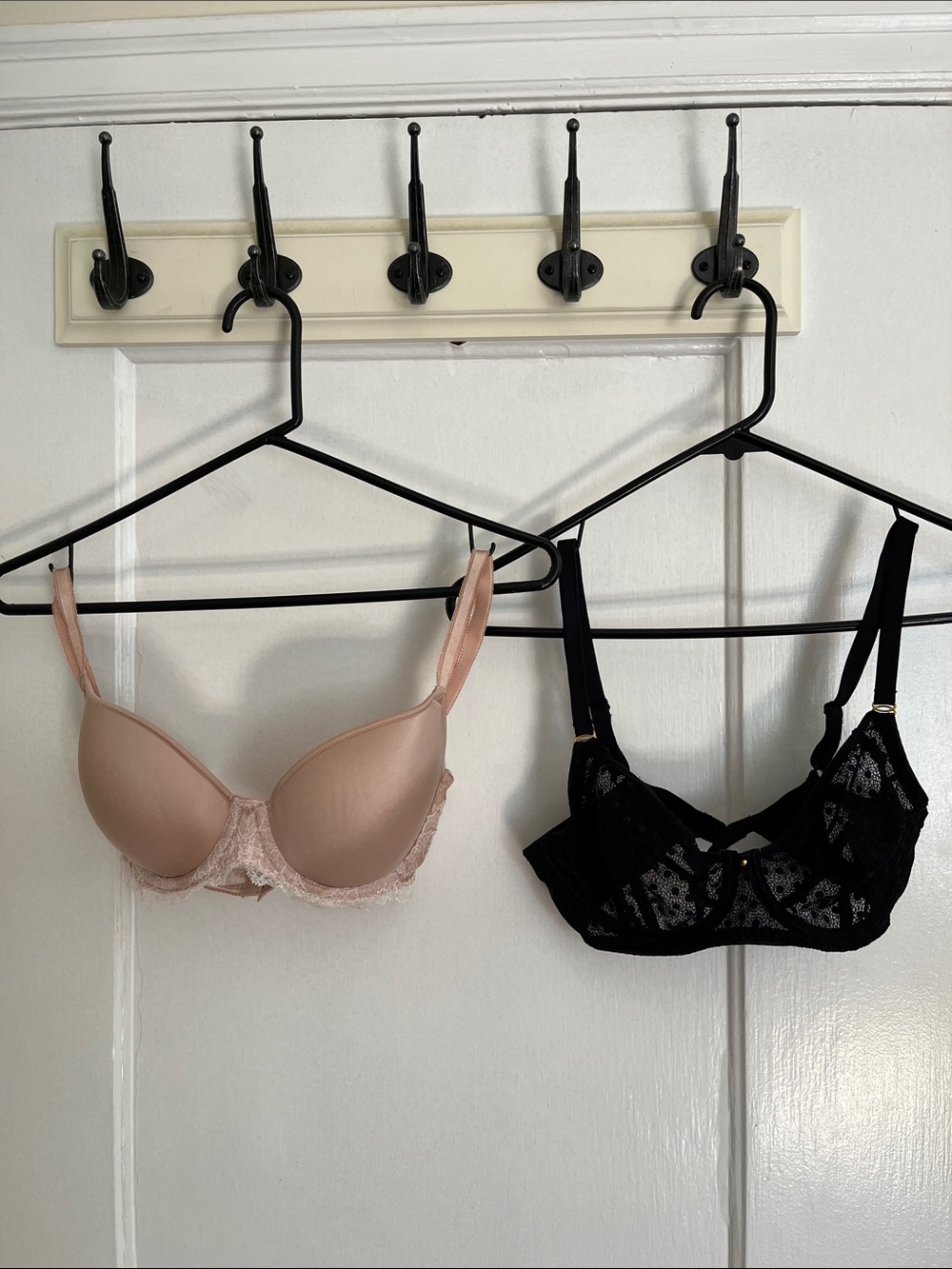 Freya Black Lace & Wacoal Nude T-Shirt Underwire Bras 30DD